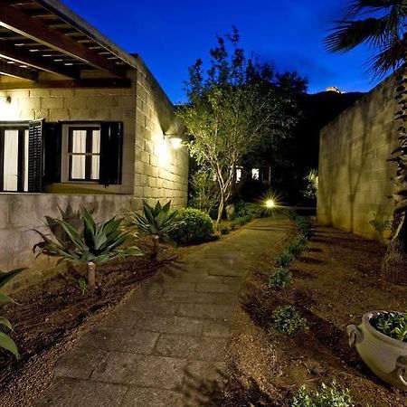 فافينانا Miramare Residence المظهر الخارجي الصورة